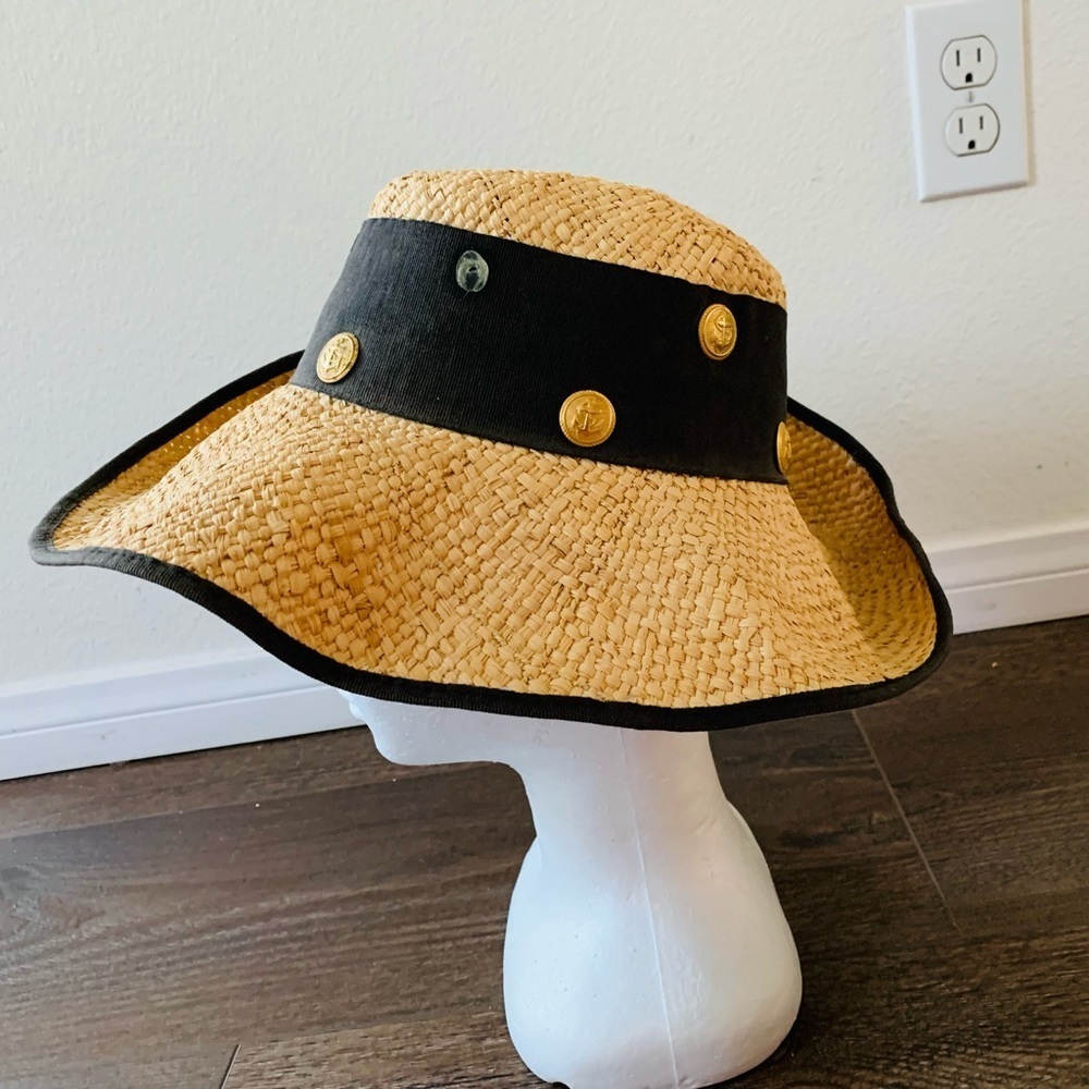 Miriam  Leftcourt Sun hat